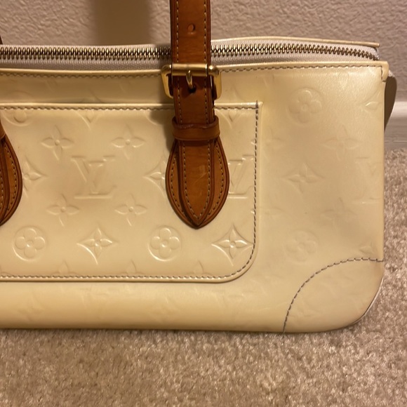 LOUIS VUITTON VERNIS SHOULDER PURSE BAG - Picture 15 of 17